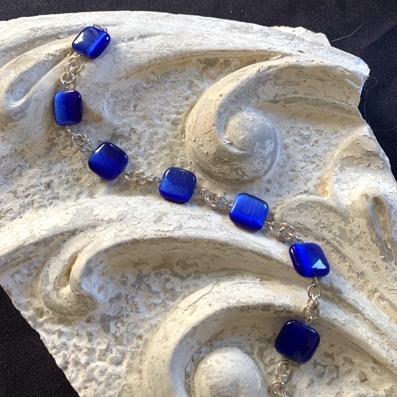 Sterling silver and blue stone handmade bracelet - Picture 4 of 4